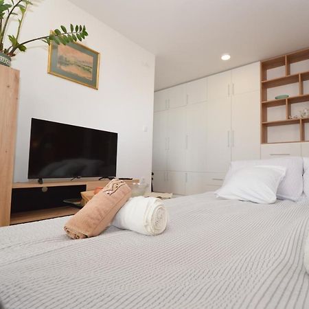 Shine24 - Spacious And Bright Apartment - New Novi Sad Luaran gambar