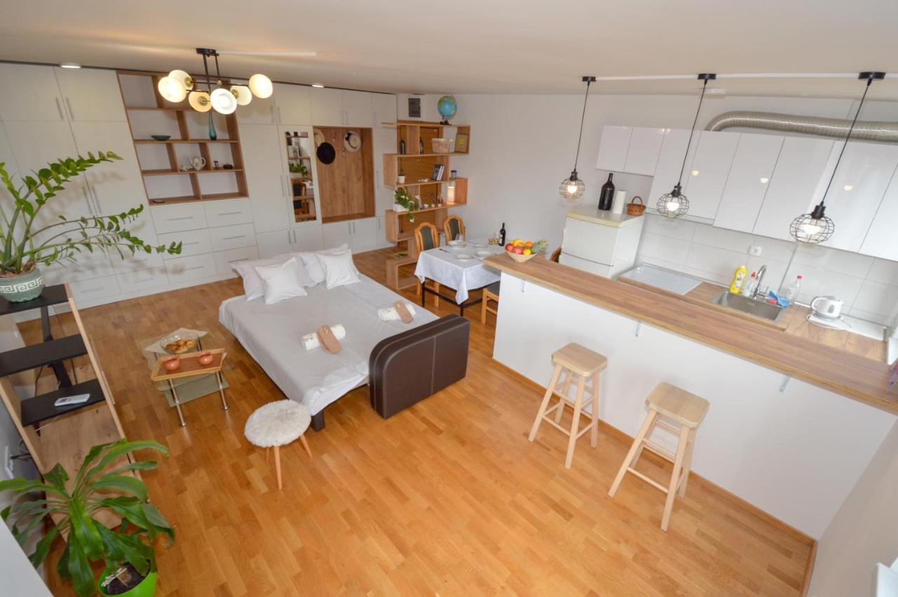 Shine24 - Spacious And Bright Apartment - New Novi Sad Luaran gambar