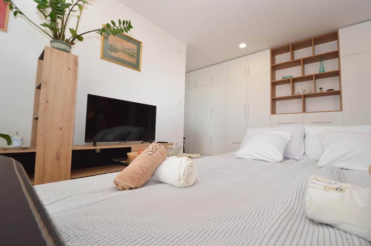 Shine24 - Spacious And Bright Apartment - New Novi Sad Luaran gambar