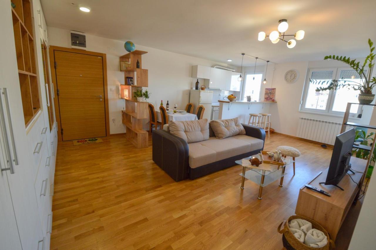 Shine24 - Spacious And Bright Apartment - New Novi Sad Luaran gambar